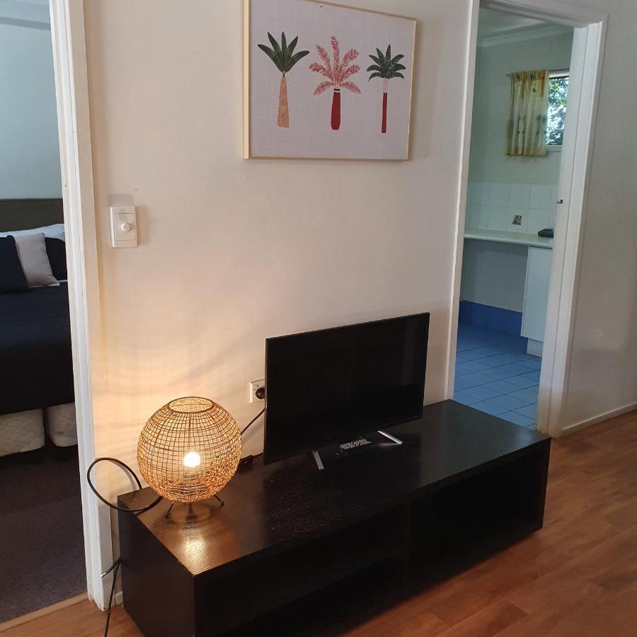 Bargara Motor Inn - Pet Friendly Экстерьер фото