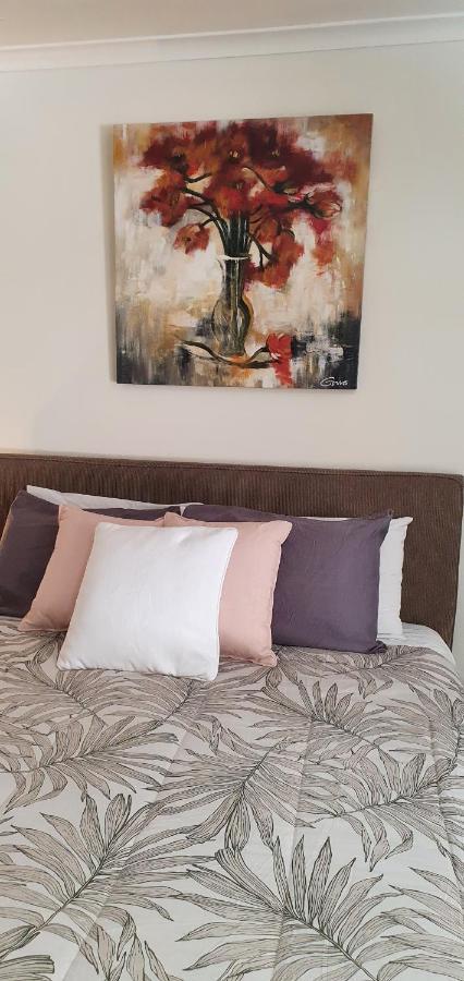 Bargara Motor Inn - Pet Friendly Экстерьер фото