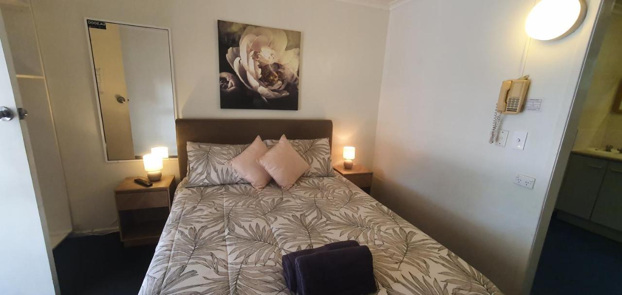 Bargara Motor Inn - Pet Friendly Экстерьер фото