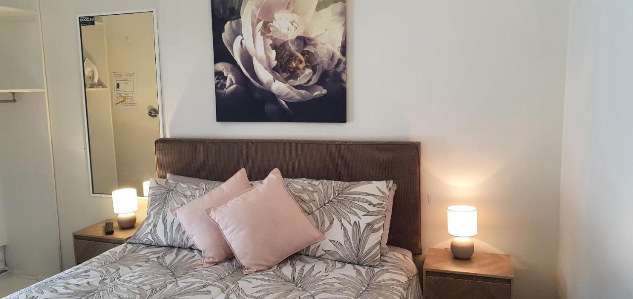 Bargara Motor Inn - Pet Friendly Экстерьер фото